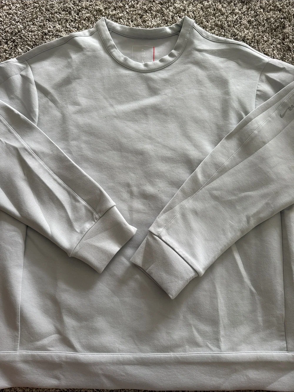 Nike Men's Crewneck Sweatshirt in Light Gray size medium